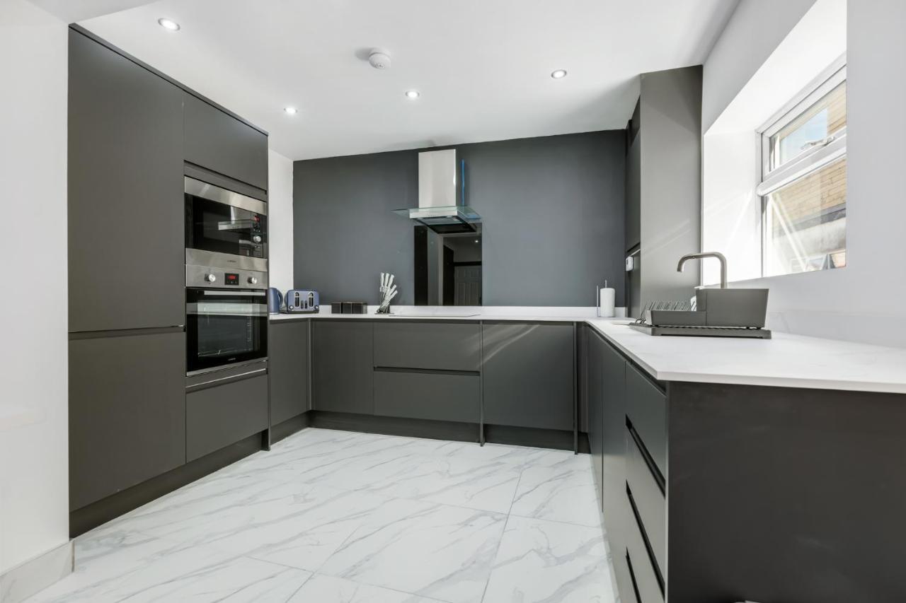 Crystal Towers Sasco Apartments Blackpool Exterior photo